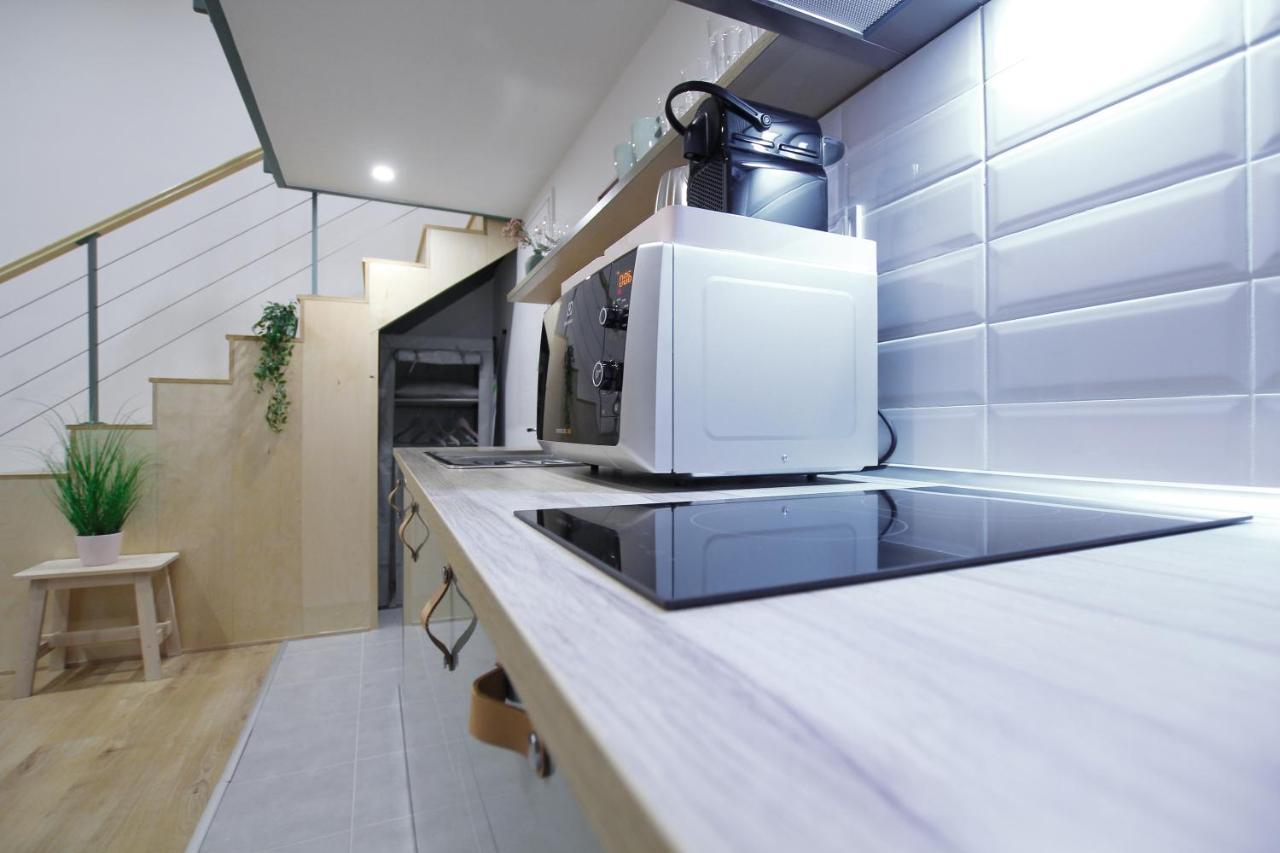 Lovely&Modern Downtown Apartment With Free Parking Budapest Bagian luar foto