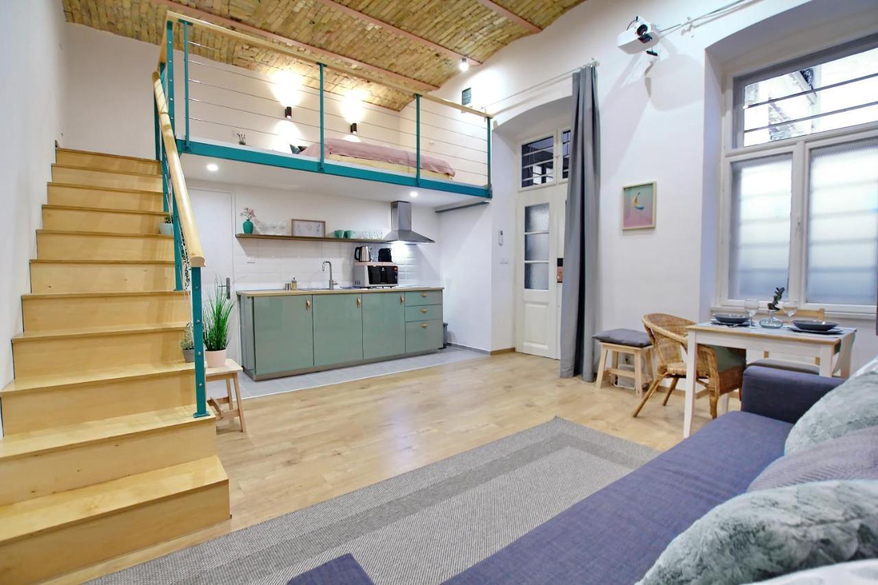 Lovely&Modern Downtown Apartment With Free Parking Budapest Bagian luar foto